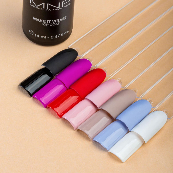 Make It Velvet Top Coat Velours 14ml MNP