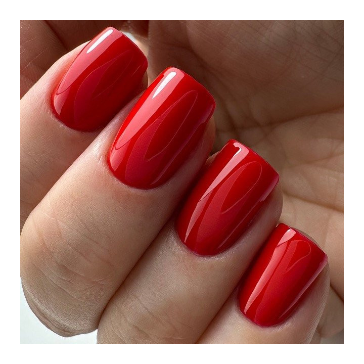Vernis Semi-Permanente PNB Love Is – Romántico y Durable Manucure