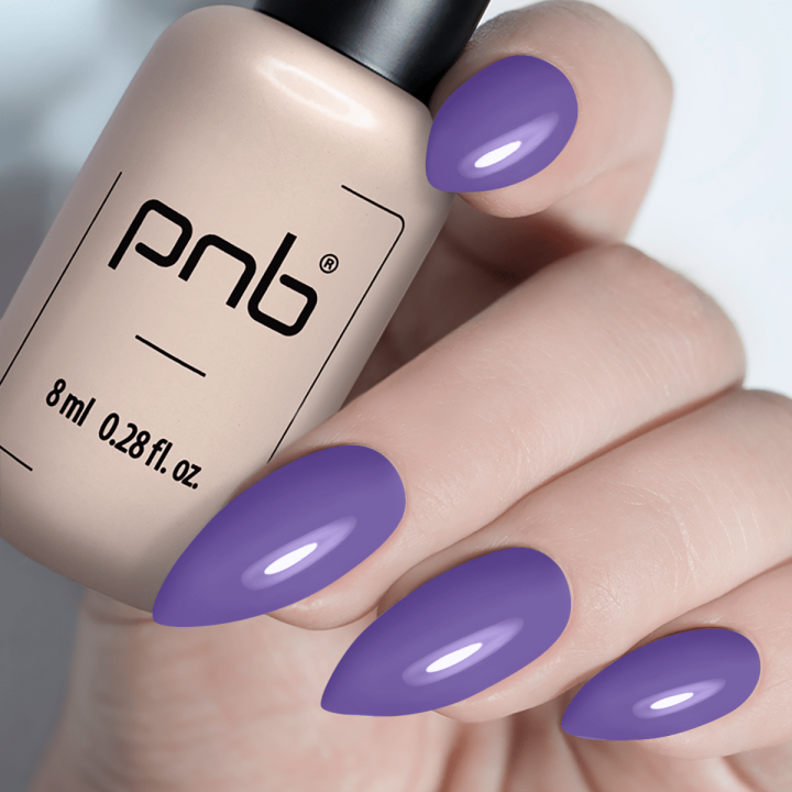 Esmalte de uñas en gel PNB 385 Licencia para Emocionar.