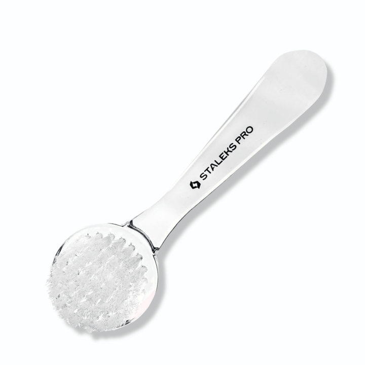 Cepillo de uñas Staleks Expert 01