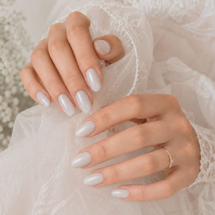 1944 Paris Verniz Gel Vegan Coleção OUI - Blanche 7ml